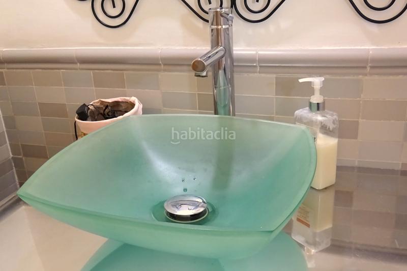 Foto 0e256fcf-a95f-4c00-8575-1a557ad5d49b. Casa aparellada amb calefacció aparcament piscina a Sant Quirze del Vallès