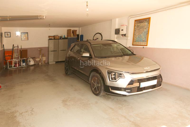 Foto 17e5d104-a794-43bb-ba3d-48c1a69566df. Casa aparellada amb calefacció aparcament piscina a Sant Quirze del Vallès