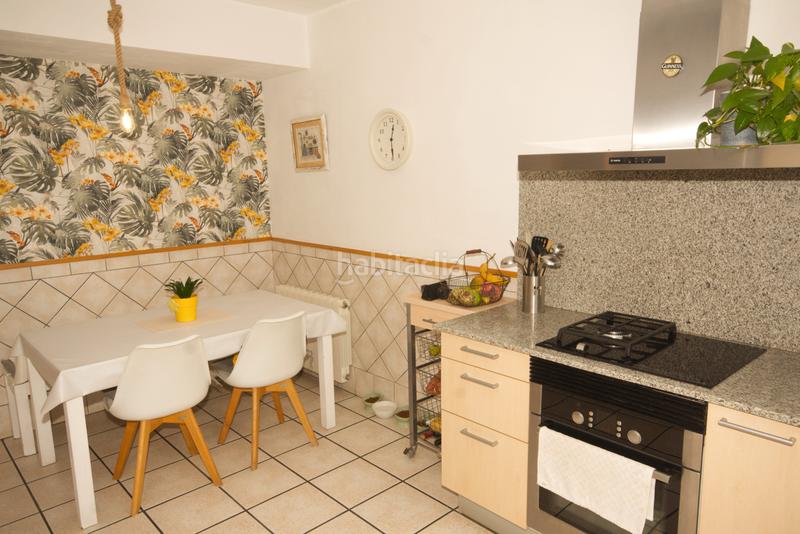 Foto 1e9b415b-ae26-4f56-9721-2f3aaf7298f6. Casa aparellada amb calefacció aparcament piscina a Sant Quirze del Vallès