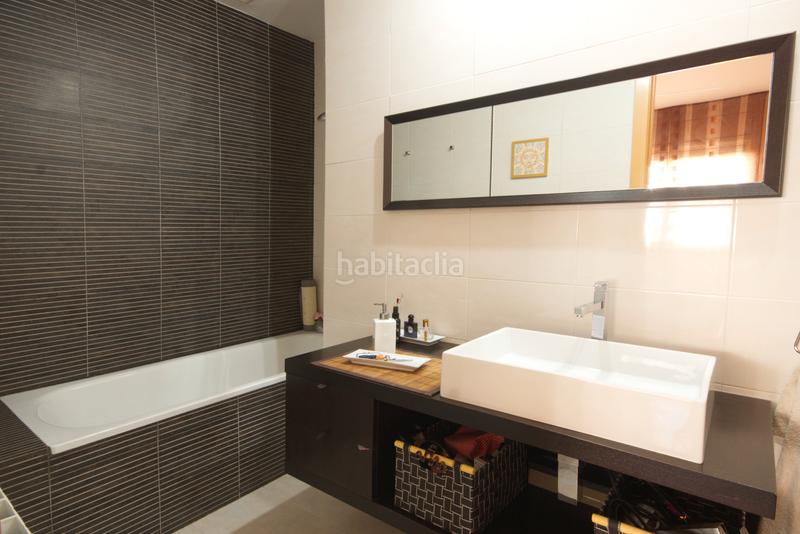 Foto 394743b4-f0fd-47fc-93d4-f03054baadcb. Casa aparellada amb calefacció aparcament piscina a Sant Quirze del Vallès