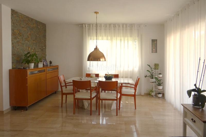 Foto 42619511-537d-4a60-ab4a-a4bda68c31be. Casa aparellada amb calefacció aparcament piscina a Sant Quirze del Vallès