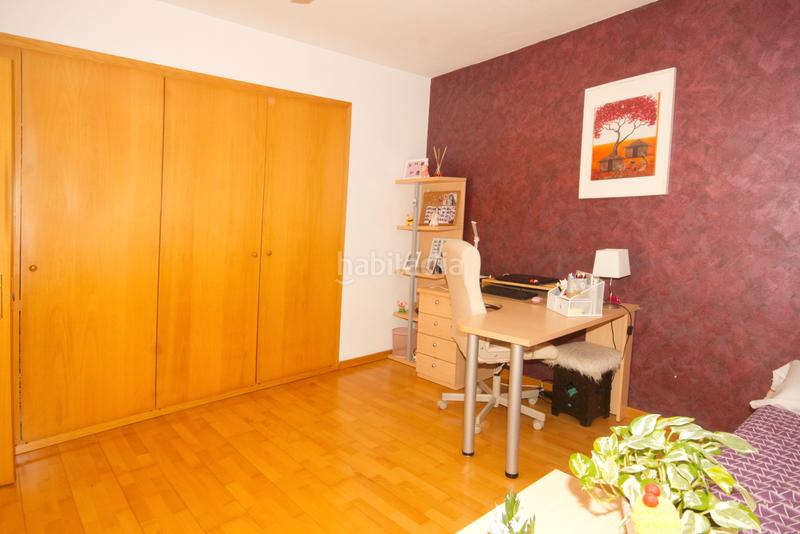 Foto 7ee8a77a-dcef-4aa5-9857-72ce86c364f7. Casa aparellada amb calefacció aparcament piscina a Sant Quirze del Vallès