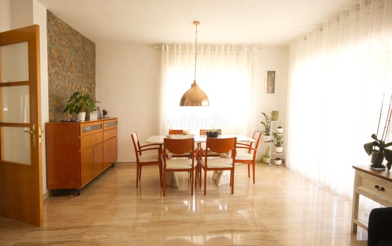 Foto 8b4aef87-ba28-46c9-bc91-95db4cd006e0. Casa aparellada amb calefacció aparcament piscina a Sant Quirze del Vallès