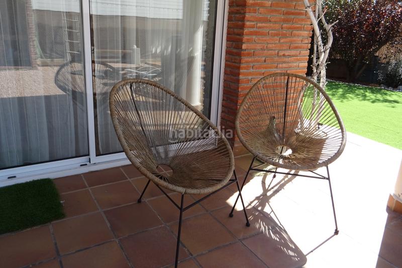 Foto b7993043-ae85-48a7-9eac-8cfb558bd6f5. Casa aparellada amb calefacció aparcament piscina a Sant Quirze del Vallès