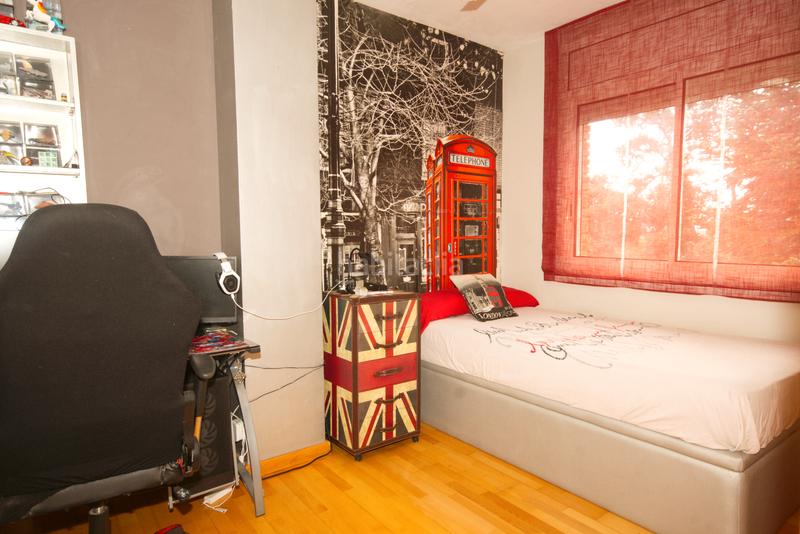 Foto c41a3ae3-34de-4594-8f01-009c15913bde. Casa aparellada amb calefacció aparcament piscina a Sant Quirze del Vallès