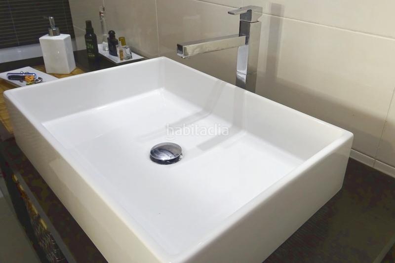 Foto c510ea4b-d5c8-4662-a81d-fb60af1eec94. Casa aparellada amb calefacció aparcament piscina a Sant Quirze del Vallès