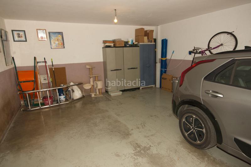 Foto e6edfcf9-d2fc-46e8-8458-d31ab3be8e4e. Casa aparellada amb calefacció aparcament piscina a Sant Quirze del Vallès