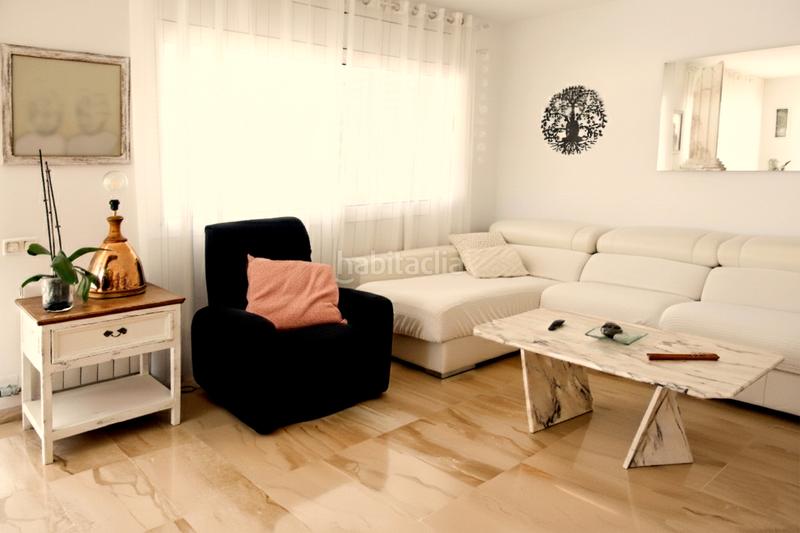 Foto f02b9165-55ff-49e5-a3d9-fea4f0191a3d. Casa aparellada amb calefacció aparcament piscina a Sant Quirze del Vallès