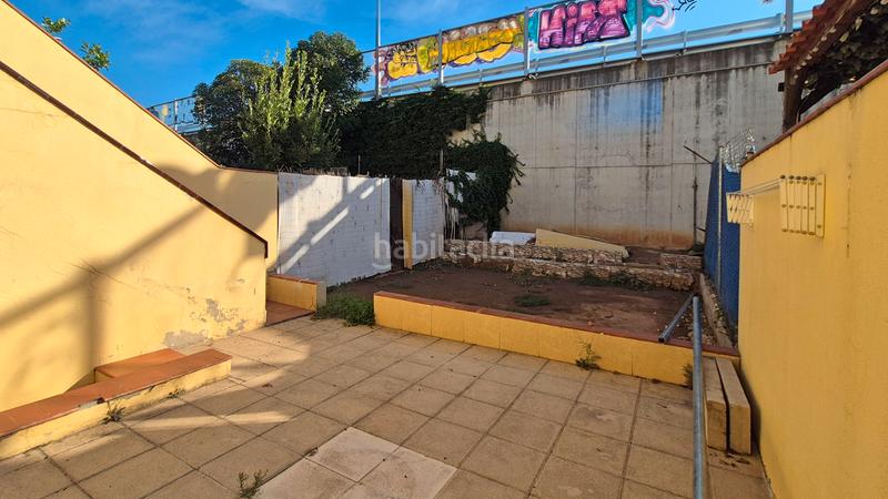 Foto 29d08bdf-c717-4ba1-a503-87cdded73e47. Reihenhaus mit parking in Abrera