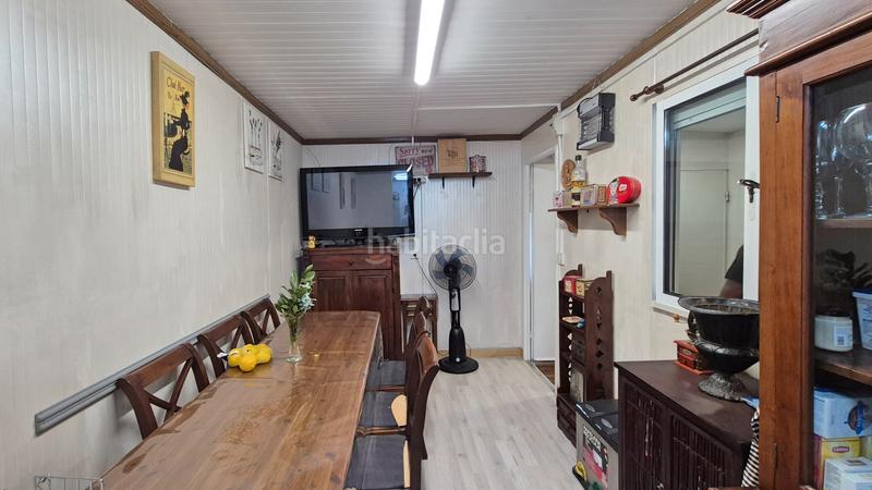 Foto 19dd62a3-b99c-4b66-8b3d-f5cc0313c3eb. Casa amb piscina a Zona Industrial Rubí