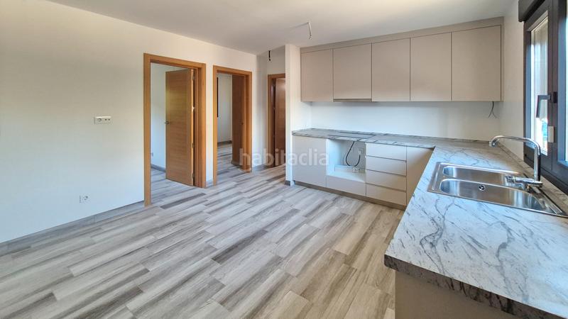 Foto 9b8246d6-040e-443d-a036-b63a5d7b6a5d. Casa amb piscina a Zona Industrial Rubí