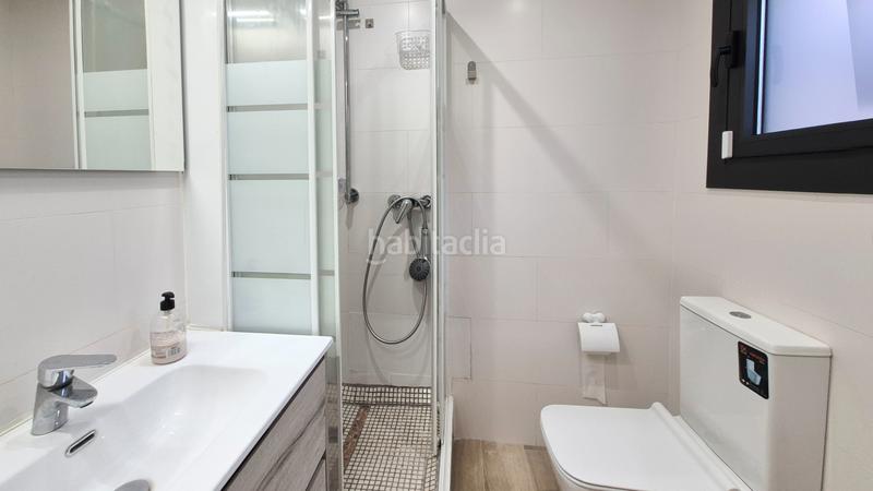 Foto c0c64774-dc78-4060-bfbf-a3cc5a952417. Casa amb piscina a Zona Industrial Rubí