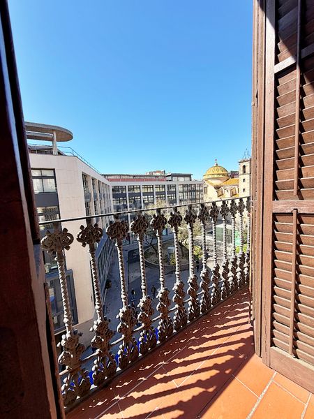 Foto 71c27078-0c96-4c3f-a17d-78ebbced1d31. Pis amb calefacció a Raval Barcelona