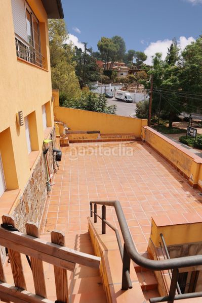 Foto 09d88b86-d6b9-496e-9b34-13e851d4c0af. Maison avec cheminée chauffage parking piscine dans Pallejà