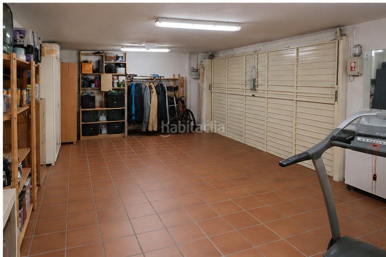 Foto d0c6d44c-8960-4db3-b571-0eeaf7116be0. Maison avec cheminée chauffage parking piscine dans Pallejà