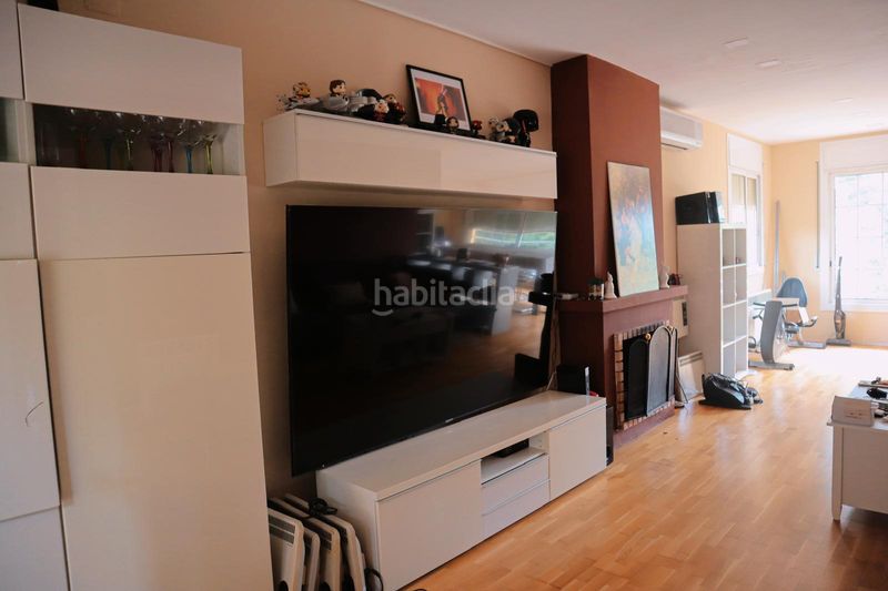 Foto fdba4200-3f37-4ea7-8208-5c2bf5ba8e09. Maison avec cheminée chauffage parking piscine dans Pallejà