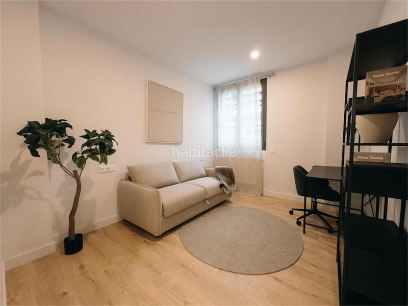 Foto 0e5fcd22-915f-4ec7-9277-0c946c9b06c2. Planta baixa 105m<sup>2</sup> a avinguda de Montilivi 13 a Montilivi Girona