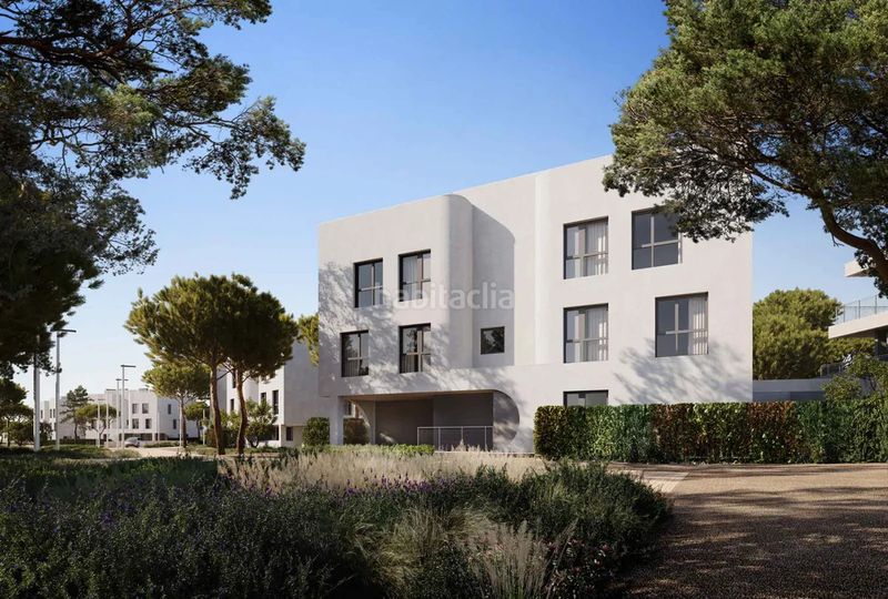 Foto ccf1f6d9-2e34-4327-85d3-d507e2e400fd. Planta baixa 138m<sup>2</sup> amb calefacció aparcament piscina a Salou