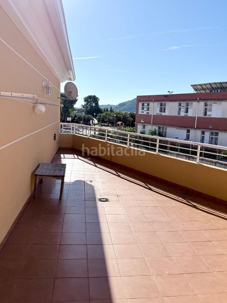 Foto c4760f3d-4372-42f8-b838-dcbe801cb55e. Casa aparellada amb xemeneia calefacció aparcament piscina a Almoines