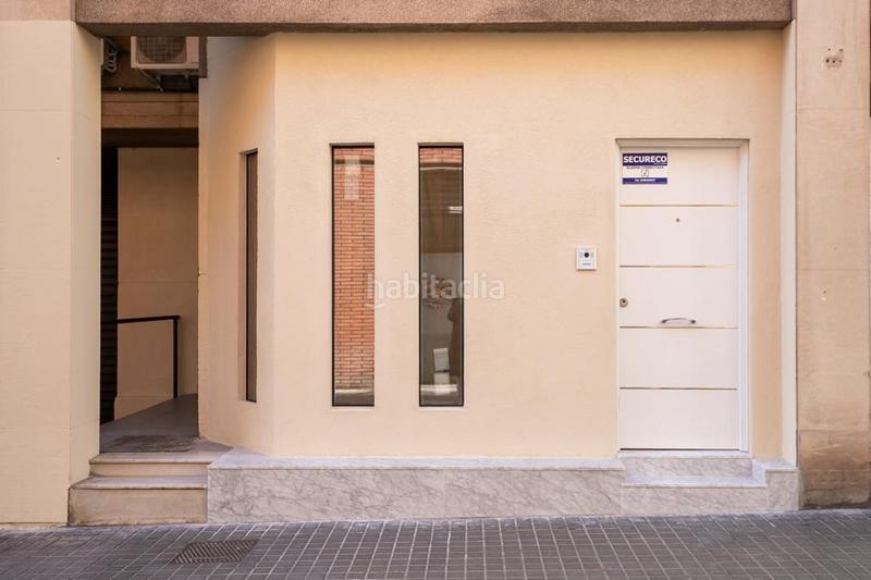 Foto f824032e-ef14-46be-8285-88be7f95e054. Office space with parking in Putget - Farró Barcelona