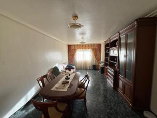 Pis a Archena. Amplia vivienda en el centro de archena