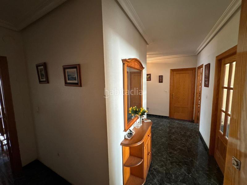 Foto 3ddc9ade-bf7f-45b5-b019-7c3bab1ced94. Piso amplia vivienda en el centro en Archena
