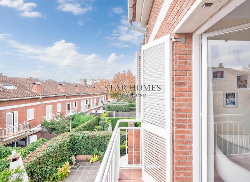 Foto 6799ba9e-772f-46a7-9fdb-43589d37d803. Reihenhaus mit heizung parking in Ocata Masnou (El)