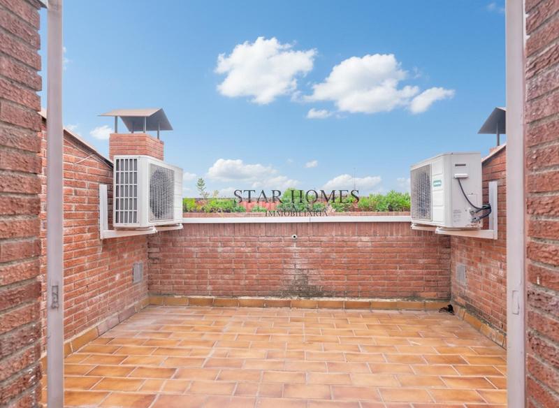 Foto 81797410-d7af-49e0-9eb8-86be6e6079f9. Reihenhaus mit heizung parking in Ocata Masnou (El)