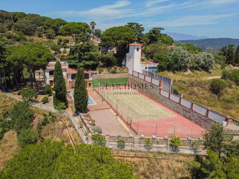Foto d54e3ca1-e9fb-418c-b5dc-1587c823bbdc. Xalet amb calefacció aparcament piscina a Urbanitzacions Mataró