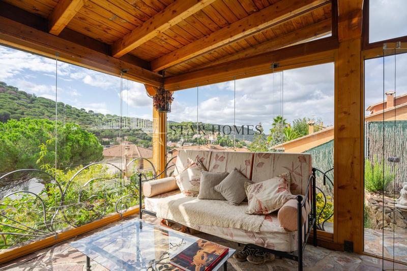 Foto 072e463f-2116-44b1-a1a2-060ca88a2932. Chalet mit heizung parking pool in Sant Fost de Campsentelles