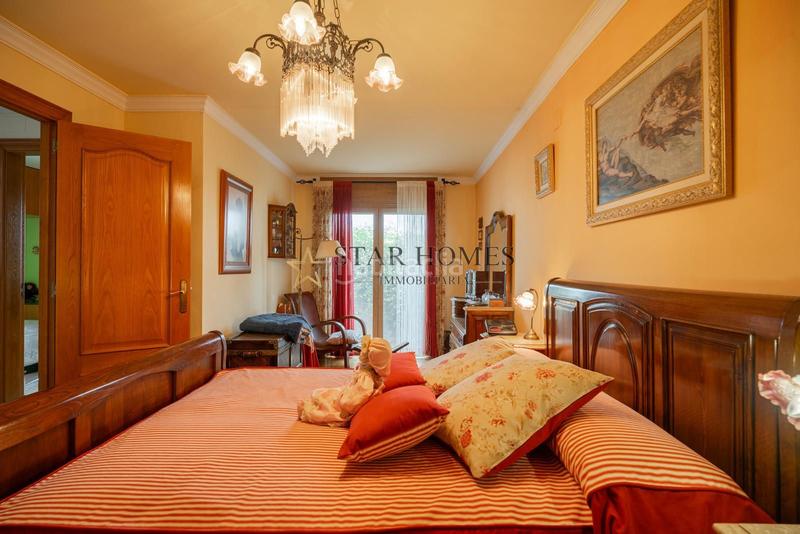 Foto 70125410-4a3b-49be-bd1b-0076e0d04051. Chalet mit heizung parking pool in Sant Fost de Campsentelles