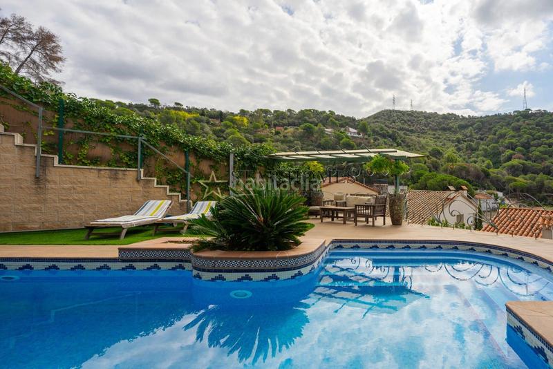 Foto 80282cab-a322-469c-a3bc-afcdf133e23a. Chalet mit heizung parking pool in Sant Fost de Campsentelles