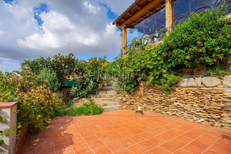 Foto f921d54a-099a-4080-bc48-a6656011ba4f. Chalet mit heizung parking pool in Sant Fost de Campsentelles