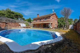 Chalet à Vallromanes. Chalet independiente en vallromanes