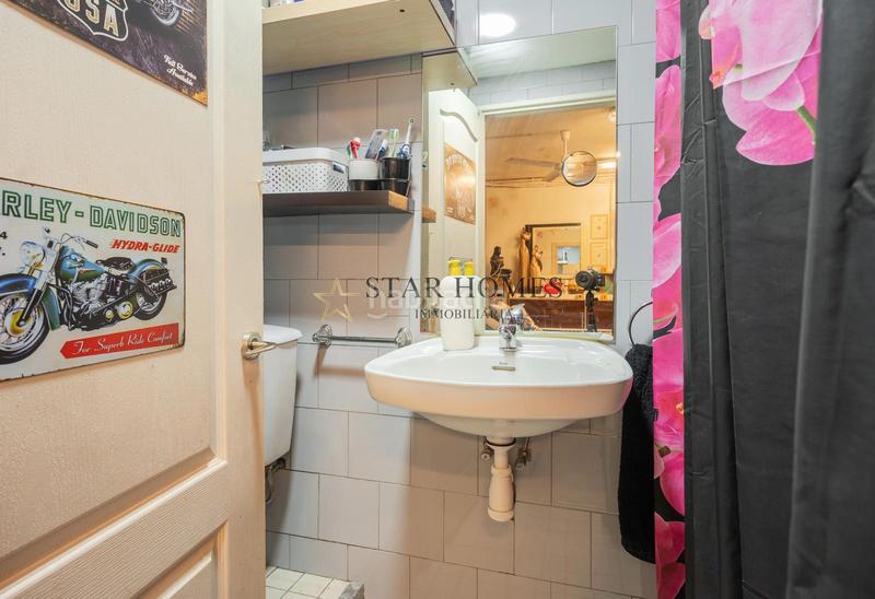 Foto 050ef6af-30ea-49f8-a3fb-0dd0e62610cd. Geschäftsraum in Califòrnia-Santa Madrona Masnou (El)