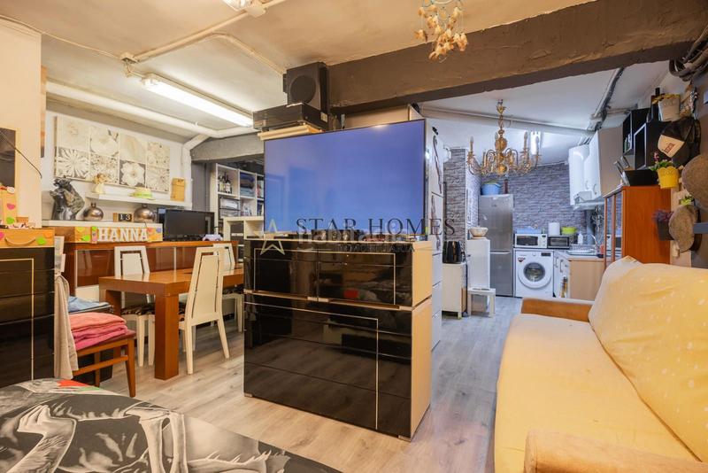 Foto e84ae791-1f31-4fea-859d-ec643d20af86. Geschäftsraum in Califòrnia-Santa Madrona Masnou (El)