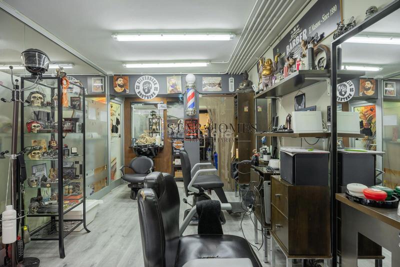 Foto f0cdbb86-5f6a-4832-984c-c23f61afbc89. Geschäftsraum in Califòrnia-Santa Madrona Masnou (El)