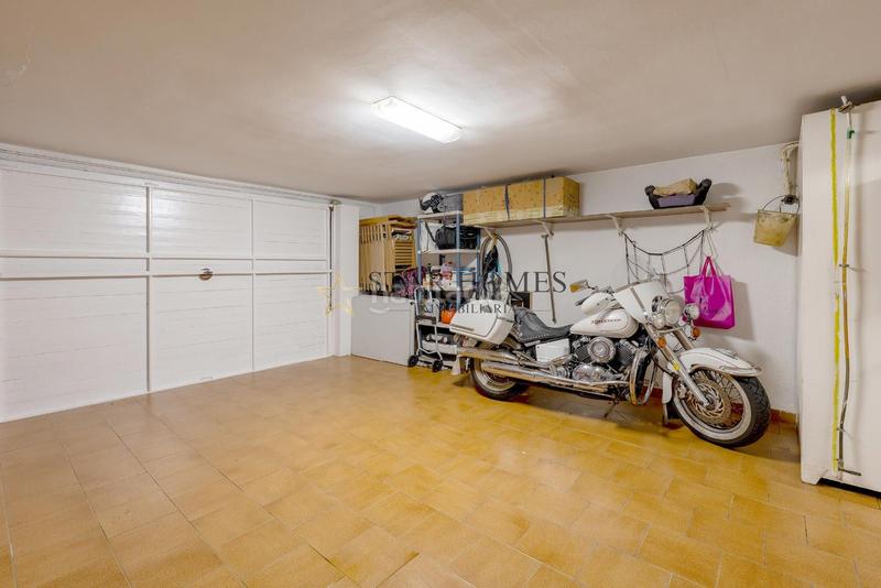 Foto 169aa6fd-e6c7-4e8c-902a-6ecbda23f6c0. Xalet amb calefacció aparcament piscina a Urbanitzacions Mataró