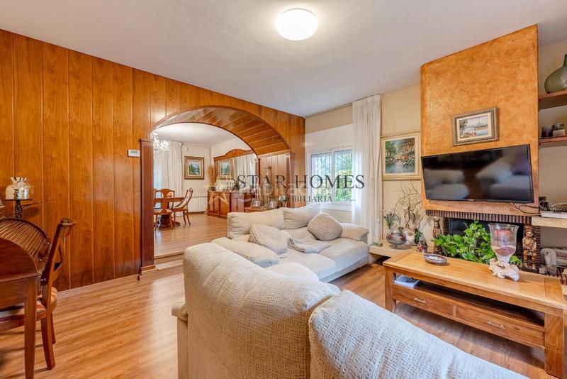 Foto 5d8427ac-f486-456a-aebd-80a440568c8b. Xalet amb calefacció aparcament piscina a Urbanitzacions Mataró