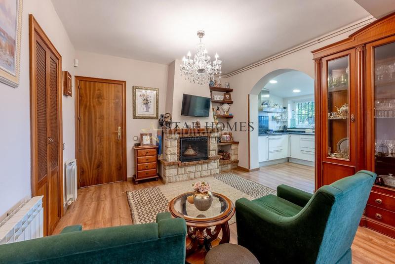 Foto 682103ef-18b9-4315-97ba-ad7dab0ba70d. Xalet amb calefacció aparcament piscina a Urbanitzacions Mataró