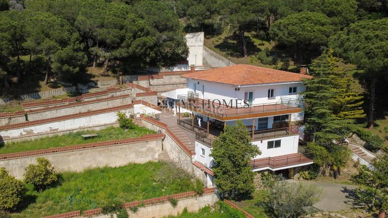 Foto 0d24598d-4cdc-4d43-bbcf-76186785e040. Chalet avec chauffage parking piscine dans Argentona est Argentona