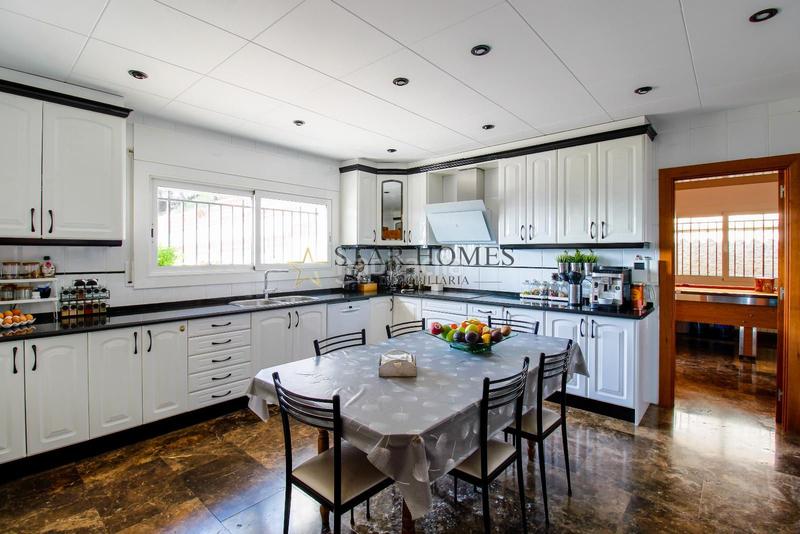 Foto 2ba362de-bf46-422d-8dac-12be5413f18d. Chalet avec chauffage parking piscine dans Argentona est Argentona