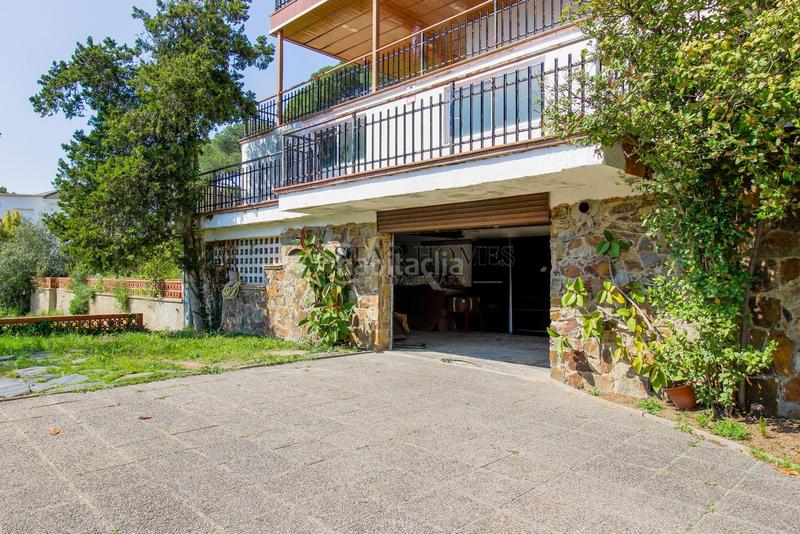 Foto 3a7a59d2-d724-47eb-993a-1b86dd8fd8b1. Chalet avec chauffage parking piscine dans Argentona est Argentona