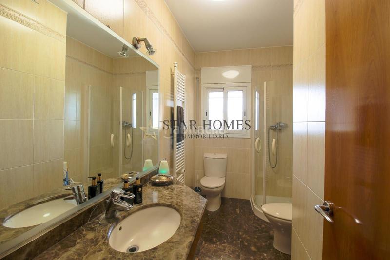 Foto 4599aa4a-a8ad-4c37-96ca-9880bd7360e6. Chalet avec chauffage parking piscine dans Argentona est Argentona