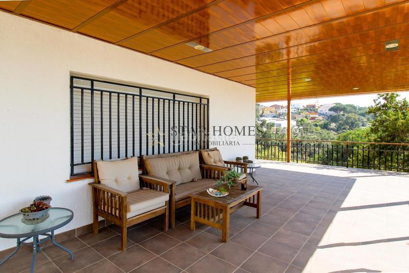 Foto e2e683b4-f274-43e7-b38f-77aa2c4213c4. Chalet avec chauffage parking piscine dans Argentona est Argentona