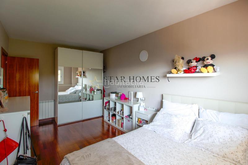 Foto f3619ceb-e0bb-40a9-8998-de46150409ce. Chalet avec chauffage parking piscine dans Argentona est Argentona