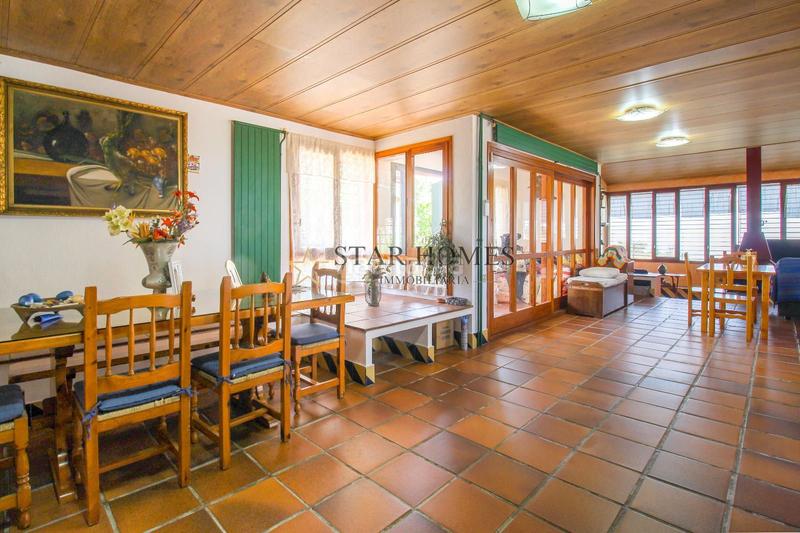 Foto 5c78f2c2-8b7d-4d33-8745-40bca7a17b60. Chalet  independiente en Urbanitzacions Mataró
