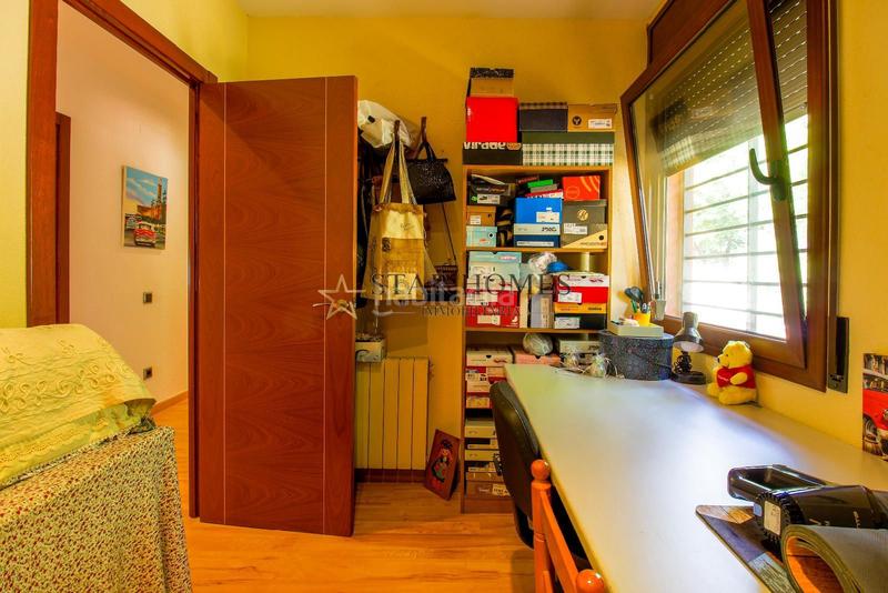 Foto a7b3e515-097f-4ee0-b780-8a1e03cd0721. Chalet  independiente en Urbanitzacions Mataró
