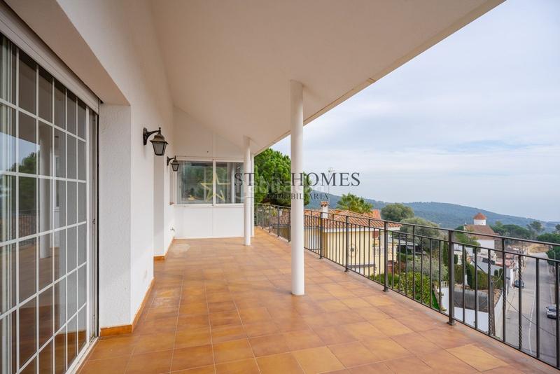 Foto b78c17c9-7916-4366-9e20-5638141c8d28. Chalet  independiente en Urbanitzacions Mataró