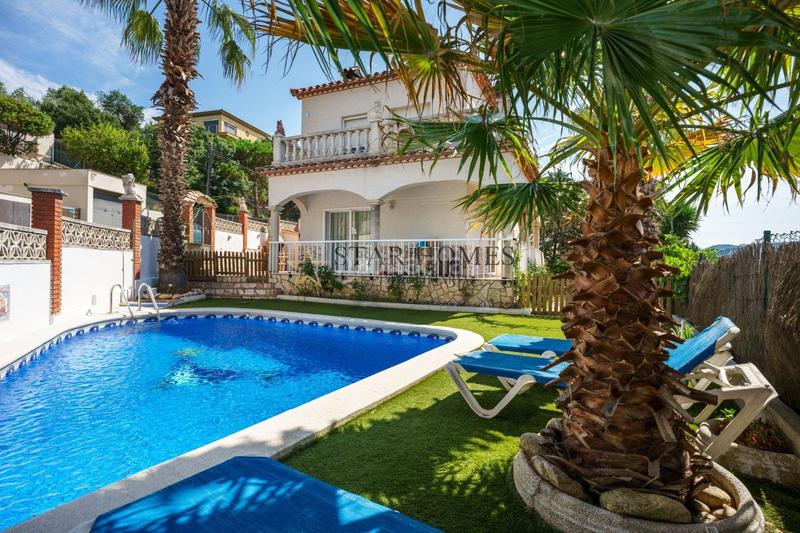 Foto 48caedf8-419b-4a9a-9721-0ba82fe1103d. Chalet with heating parking pool in Lloret Verd - Els Pinars Lloret de Mar